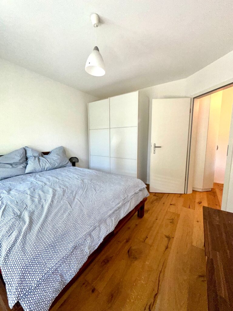 Fully Furnished Apartment for Sale in Basel with Private Terrace – Ideal Investment Opportunity 18 IMG_9687