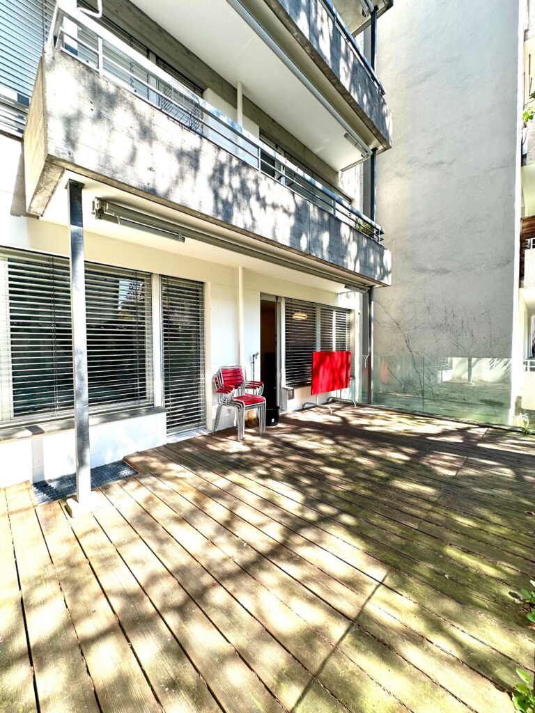 Fully Furnished Apartment for Sale in Basel with Private Terrace – Ideal Investment Opportunity 5 IMG_9714