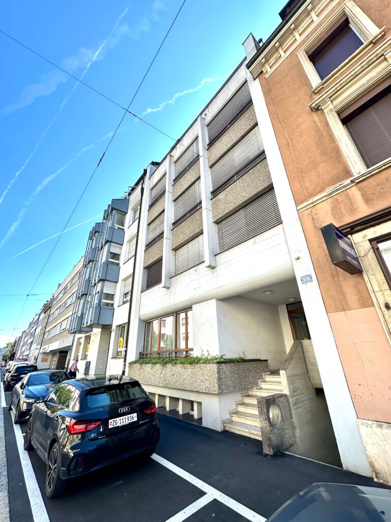 Fully Furnished Apartment for Sale in Basel with Private Terrace – Ideal Investment Opportunity 3 IMG_9717